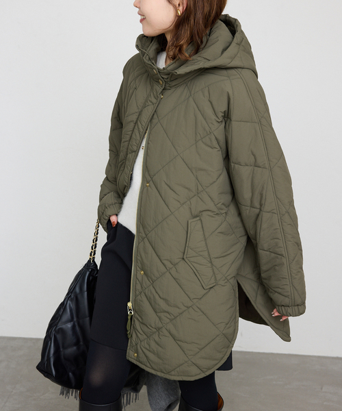 【新品未使用】スローブイエナ　撥水パッディドフーディポンチョ　コート SLOBE IENA（スローブイエナ）の「撥水パッディドフーディーポンチョ