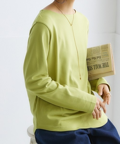 nissen（ニッセン）の「ＵＶカット綿１００％フライス素材ボートネック長袖Tシャツ（Tシャツ/カットソー・レディース・ブラック/チャコール/ライトグレー/グリーン/グリーン系その他/ブルー/ワイン/グリーン系その他2/オフホワイト・S/LL/L/M/3L）」の6枚目の写真