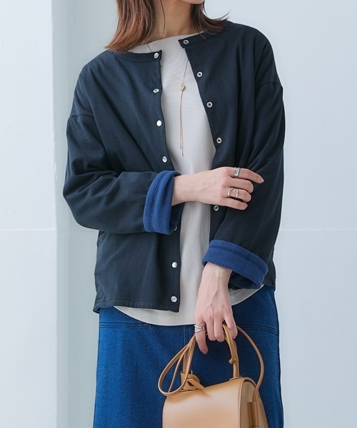 nissen（ニッセン）の「ＵＶカット綿１００％フライス素材ボートネック長袖Tシャツ（Tシャツ/カットソー・レディース・ブラック/チャコール/ライトグレー/グリーン/グリーン系その他/ブルー/ワイン/グリーン系その他2/オフホワイト・S/LL/L/M/3L）」の15枚目の写真