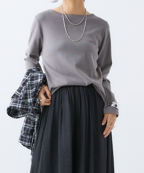 nissen（ニッセン）の「ＵＶカット綿１００％フライス素材ボートネック長袖Tシャツ（Tシャツ/カットソー・レディース・ブラック/チャコール/ライトグレー/グリーン/グリーン系その他/ブルー/ワイン/グリーン系その他2/オフホワイト・S/LL/L/M/3L）」の18枚目の写真