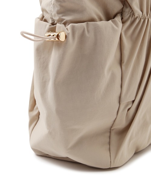 NATURAL BEAUTY BASIC(ナチュラルビューティーベーシック)の「◇ギャザリングライトトートバッグ(トートバッグ・レディース・ブラック/グレー/ベージュ・フリ-)」の14枚目の写真