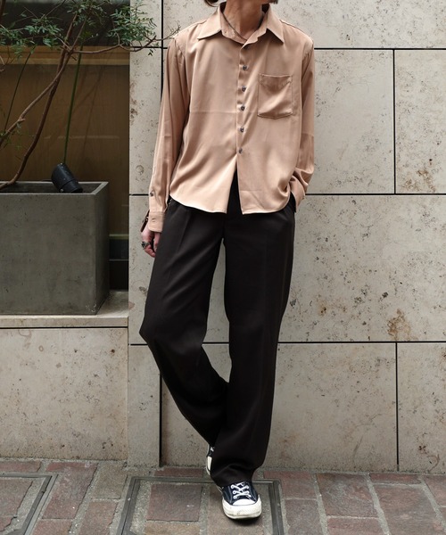 Noen（ノエン）の「ドレープドレスシャツ（シャツ/ブラウス・メンズ・ベージュ/ホワイト/ブラック・LARGE/MEDIUM）」の11枚目の写真