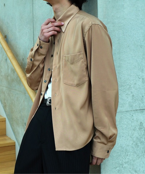 Noen（ノエン）の「ドレープドレスシャツ（シャツ/ブラウス・メンズ・ベージュ/ホワイト/ブラック・LARGE/MEDIUM）」の9枚目の写真