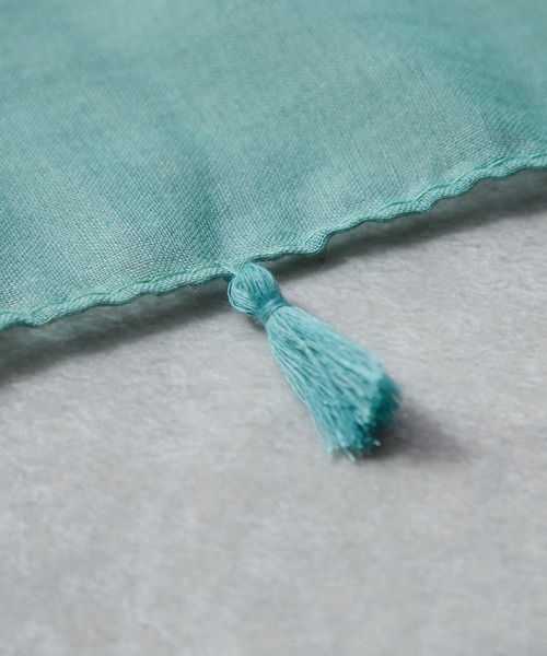 un dix cors（アンディコール）の「パネルプリントタッセル付きストール（ストール/ショール・レディース・グリーン/ネイビー・FREE）」の7枚目の写真