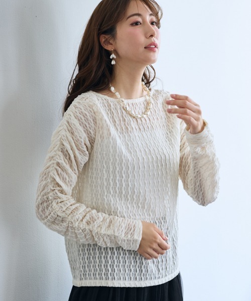 SMILE LAND（スマイルランド）の「袖ギャザートップス＜大きいサイズ有＞【OtonaSMILE】（Tシャツ/カットソー・レディース・ホワイト/ブラック・M/L/LL/3L/4L/5L）」の5枚目の写真