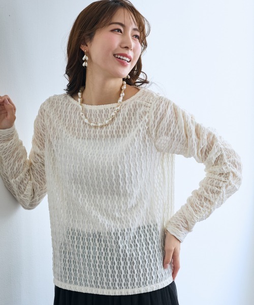 SMILE LAND（スマイルランド）の「袖ギャザートップス＜大きいサイズ有＞【OtonaSMILE】（Tシャツ/カットソー・レディース・ホワイト/ブラック・M/L/LL/3L/4L/5L）」の6枚目の写真