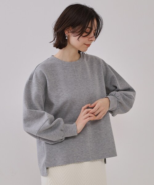 OPAQUE.CLIP（オペークドットクリップ）の「◆ボリュームスリーブトップス【洗濯機洗い可】（Tシャツ/カットソー・レディース・ホワイト/ライトベージュ/グレー/ブラック・38/40/42）」の3枚目の写真