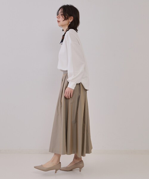 OPAQUE.CLIP（オペークドットクリップ）の「◆ボリュームスリーブトップス【洗濯機洗い可】（Tシャツ/カットソー・レディース・ホワイト/ライトベージュ/グレー/ブラック・38/40/42）」の6枚目の写真