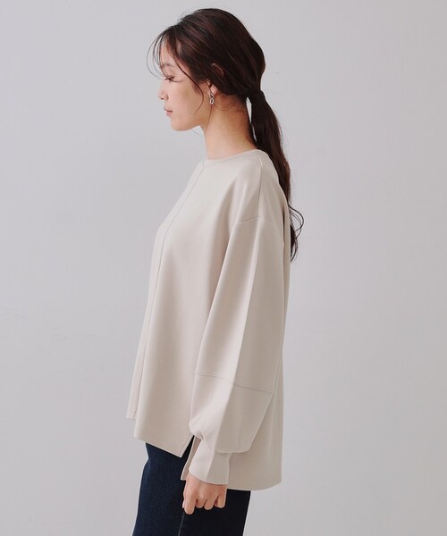 OPAQUE.CLIP（オペークドットクリップ）の「◆ボリュームスリーブトップス【洗濯機洗い可】（Tシャツ/カットソー・レディース・ホワイト/ライトベージュ/グレー/ブラック・38/40/42）」の21枚目の写真
