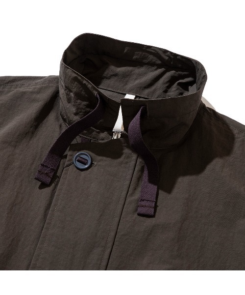 UMBRO(アンブロ)の「UMBRO NYLON FRONT ZIP COAT(アンブロ ナイロン フロントジップ コート)(モッズコート・メンズ・チャコールグレー/ベージュ/グリーン・LARGE)」の5枚目の写真