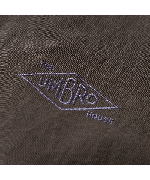 UMBRO(アンブロ)の「UMBRO NYLON FRONT ZIP COAT(アンブロ ナイロン フロントジップ コート)(モッズコート・メンズ・チャコールグレー/ベージュ/グリーン・LARGE)」の6枚目の写真