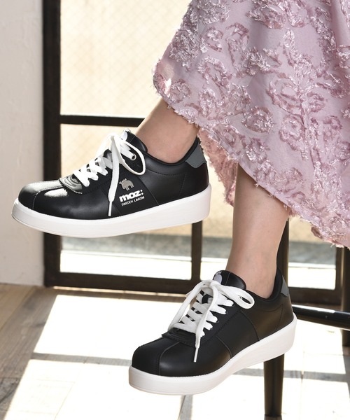 BETTY CLUB（ベティクラブ）の「moz(モズ) 厚底軽量  メタルロゴ スムース×スウェード調スニーカー（スニーカー・レディース・ブラック/ライトブルー/ホワイト・22.5cm/23.0cm/23.5cm/24.0cm/24.5cm）」の9枚目の写真