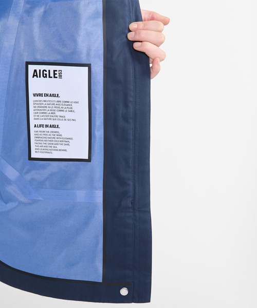 AIGLE(エーグル)の「MTD 防水 透湿 3レイヤー フーデッドコート(マウンテンパーカー・レディース・ダークブルー/キャメル・40/38/36)」の13枚目の写真