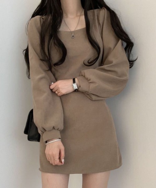 gossip!ロサンゼルス(ゴシップロサンゼルス)の「クラシックスクエアネックパフスリーブオフィスカジュアルミニワンピース(ワンピース・レディース・ブラウン/ブラック・L/M)」の1枚目の写真