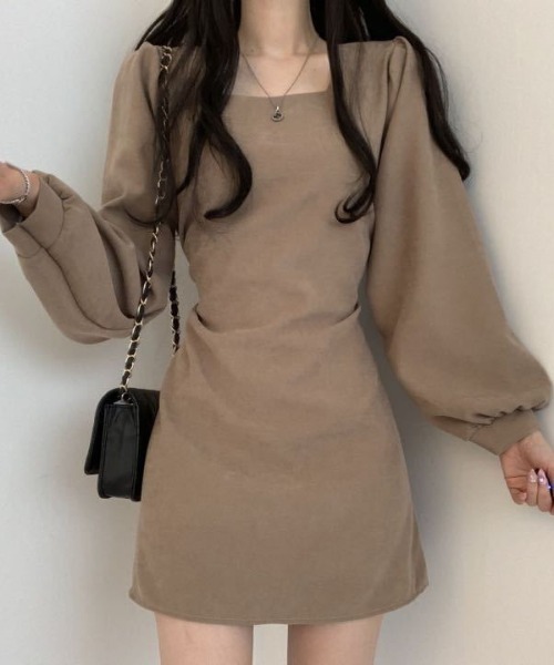 gossip!ロサンゼルス(ゴシップロサンゼルス)の「クラシックスクエアネックパフスリーブオフィスカジュアルミニワンピース(ワンピース・レディース・ブラウン/ブラック・L/M)」の4枚目の写真