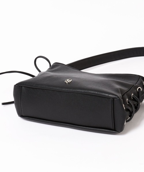 Heather(ヘザー)の「レースアップショルダーBAG 321937(ショルダーバッグ・レディース・ブラック/ブラウン・ONE SIZE)」の19枚目の写真