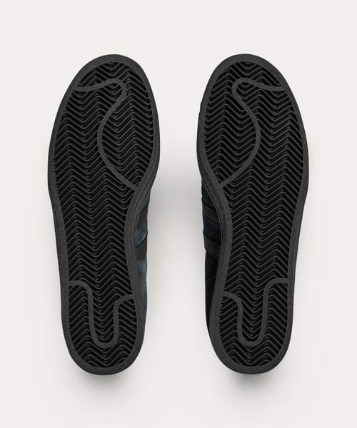 adidas（アディダス）の「スーパースター 82 SFTM / SUPERSTAR 82 SFTM / アディダスオリジナルス adidas Originals（スニーカー・メンズ・ブラック・25.0cm/24.0cm/23.0cm/29.5cm/28.5cm/27.5cm/26.5cm/25.5cm/24.5cm/23.5cm/27.0cm/26.0cm/22.5cm/29.0cm/28.0cm）」の9枚目の写真