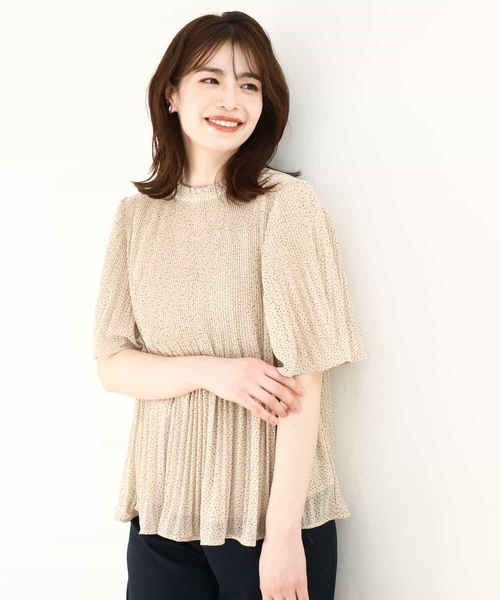 OFUON le MK(オフオンルエムケー)の「ドット柄シフォンプリーツブラウス/WEB限定サイズあり(シャツ/ブラウス・レディース・ベージュ/ブラック・36/38/40)」の1枚目の写真