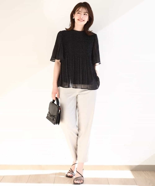 OFUON le MK(オフオンルエムケー)の「ドット柄シフォンプリーツブラウス/WEB限定サイズあり(シャツ/ブラウス・レディース・ベージュ/ブラック・36/38/40)」の5枚目の写真