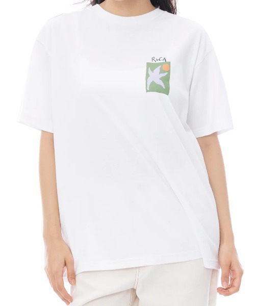 RVCA（ルーカ）の「RVCA レディース BALANCE LOOSE FIT SS TEE Tシャツ 【2025年春夏モデル】/ルーカバックプリント半袖Tシャツ（Tシャツ/カットソー・レディース・ブラック/ホワイト・LARGE/MEDIUM/SMALL）」の8枚目の写真