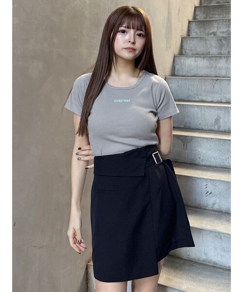 MURUA(ムルーア)の「テレコロゴクロップドT(Tシャツ/カットソー・レディース・ホワイト/ピンク/モカ/ブラック/ブルー・FREE)」の16枚目の写真