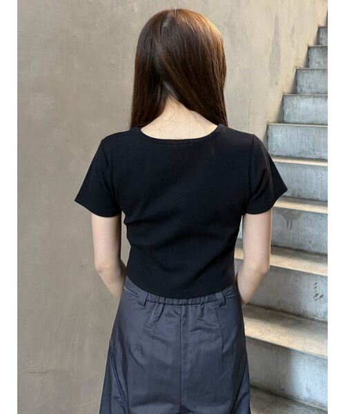 MURUA(ムルーア)の「テレコロゴクロップドT(Tシャツ/カットソー・レディース・ホワイト/ピンク/モカ/ブラック/ブルー・FREE)」の20枚目の写真
