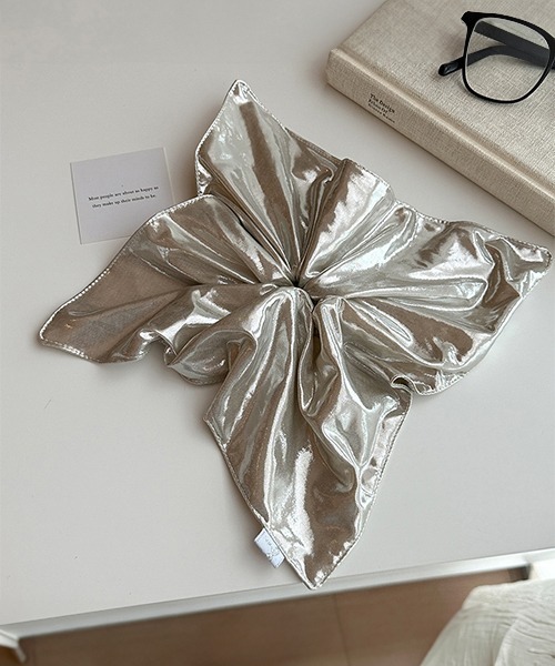 スクエア型 シャイニー ビッグシュシュ cula1143（シュシュ）｜c.u.l