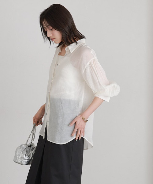 Pierrot(ピエロ)の「ビジューシアーシャツ(シャツ/ブラウス・レディース・ライトイエロー/アイボリー・M/L)」の19枚目の写真