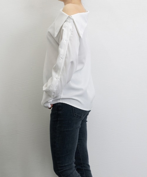 Miniministore(ミニミニストア)の「オフショルダーブラウス オフショルダー(シャツ/ブラウス・レディース・ホワイト/ブラック・FREE)」の13枚目の写真