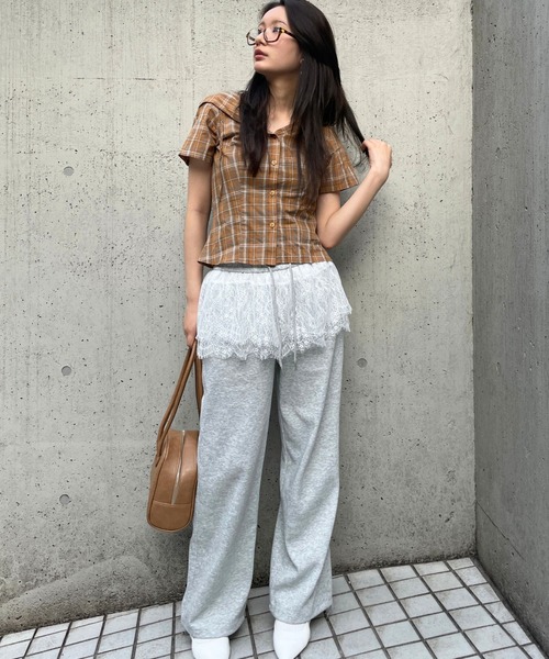 FOREVER 21（フォーエバー トゥエンティーワン）の「【2025SS】チェックフーディコンパクト半袖シャツ（シャツ/ブラウス・レディース・ブルー/ブラウン/イエロー・FREE）」の4枚目の写真