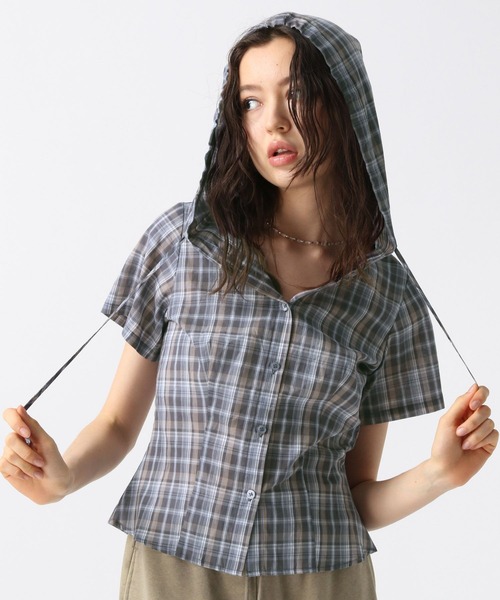 FOREVER 21（フォーエバー トゥエンティーワン）の「【2025SS】チェックフーディコンパクト半袖シャツ（シャツ/ブラウス・レディース・ブルー/ブラウン/イエロー・FREE）」の18枚目の写真