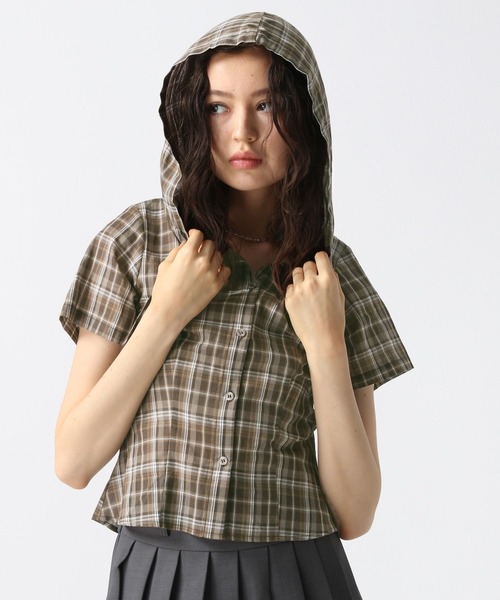 FOREVER 21（フォーエバー トゥエンティーワン）の「【2025SS】チェックフーディコンパクト半袖シャツ（シャツ/ブラウス・レディース・ブルー/ブラウン/イエロー・FREE）」の12枚目の写真