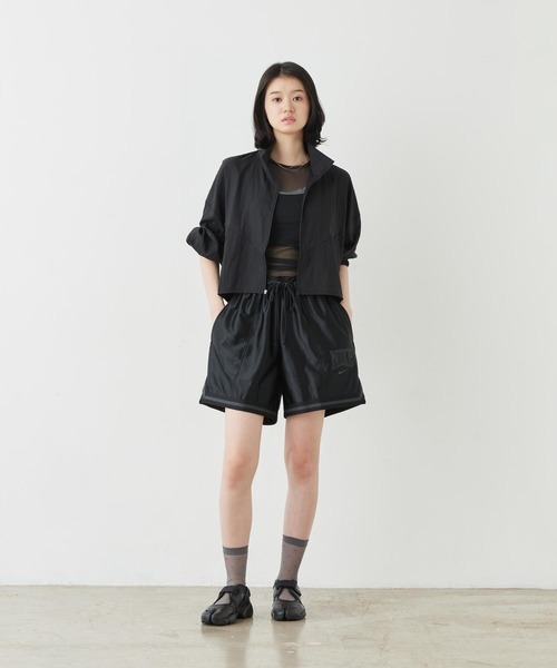 NIKE(ナイキ)の「《セットアップ対応商品》ナイキ スポーツウェア ウィメンズ ルーズ ミッドライズ グラフィック ショートパンツ / Nike Sportswear Women's Loose Mid-Rise Graphic Shorts HJ0164-010 Black(その他パンツ・レディース・ブラック・S/XS/XL/L/M)」の17枚目の写真