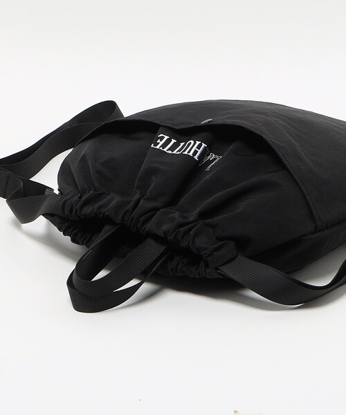 green label relaxing(グリーンレーベルリラクシング)の「【別注】<La Hutte>ナップサック&ハンドバッグ(バックパック/リュック・レディース・ブラック/ライトグレー・FREE)」の10枚目の写真