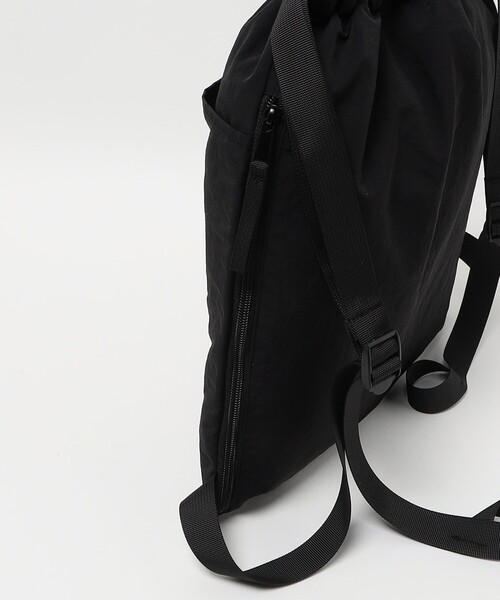 green label relaxing(グリーンレーベルリラクシング)の「【別注】<La Hutte>ナップサック&ハンドバッグ(バックパック/リュック・レディース・ブラック/ライトグレー・FREE)」の14枚目の写真