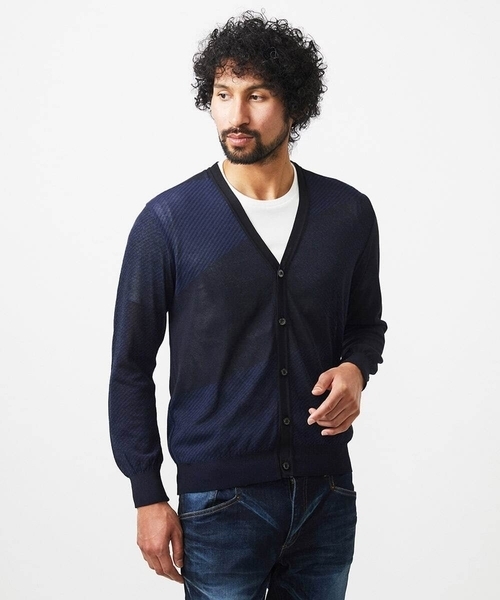 MICHEL KLEIN HOMME (ミッシェルクランオム)の「ダイアゴナル柄ニットカーディガン(カーディガン/ボレロ・メンズ・ライトグレー/ネイビー・MEDIUM/LARGE/X-LARGE)」の14枚目の写真
