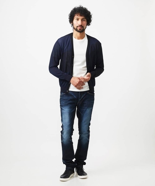 MICHEL KLEIN HOMME (ミッシェルクランオム)の「ダイアゴナル柄ニットカーディガン(カーディガン/ボレロ・メンズ・ライトグレー/ネイビー・MEDIUM/LARGE/X-LARGE)」の3枚目の写真