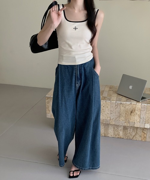 Lace Ladies(レースレディース)の「配色 ライン Uネック ベーシック タンクトップ(タンクトップ・レディース・ホワイト/アイボリー/ブラック/グレー・FREE)」の9枚目の写真