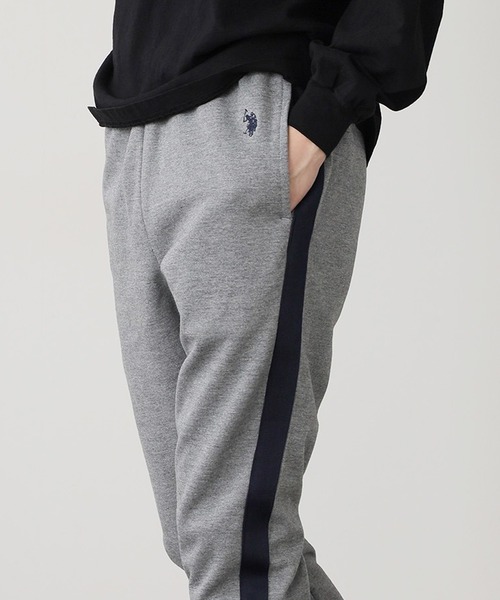 U.S. POLO ASSN.（ユーエスポロアッスン）の「ROOPTOKYO別注 U.S. POLO ASSN./ユーエスポロアッスン ロゴ刺繍サイドライン ジョガーパンツ トラックパンツ（その他パンツ・メンズ・ブラック/杢グレー/ネイビー・XL/M/L/S）」の3枚目の写真