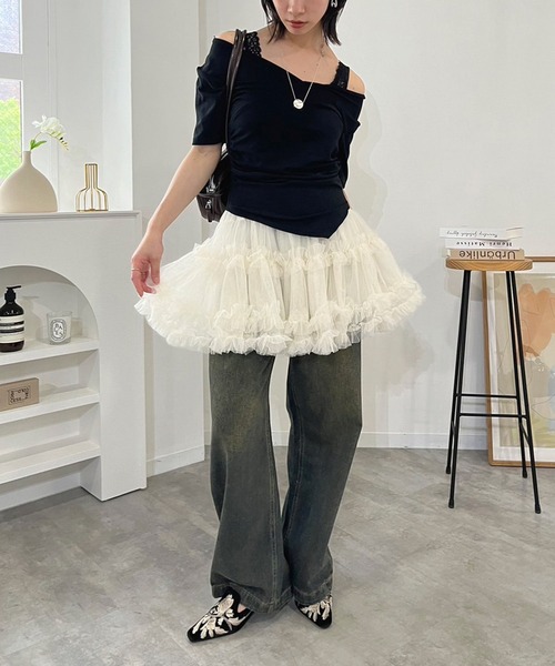 Jewelobe(ジュエローブ)の「カシュクールレースストラップオフショルTシャツ(Tシャツ/カットソー・レディース・ホワイト/ブラック/ブルー・FREE)」の19枚目の写真