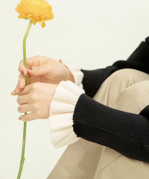 CHILD WOMAN（チャイルドウーマン）の「もちもち袖口フリル アイレットリブタートル（ニット/セーター・レディース・ブルー/ブラック系その他/アイボリー/その他/レッド/ネイビー/ブラック・FREE）」の8枚目の写真