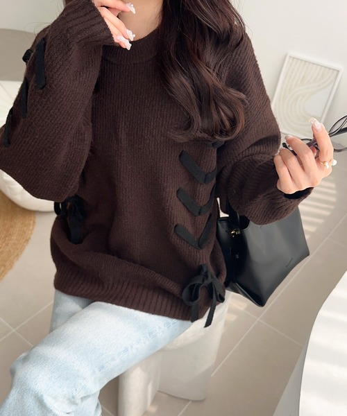 mily bilet(ミウィビレット)の「【mily bilet】リボンで魅せる大人ガーリー。リボンデザインミックスニットプルオーバー(ニット/セーター・レディース・チャコールグレー/ブラウン/アイボリー/モカ・X-LARGE/SMALL/MEDIUM/LARGE)」の3枚目の写真