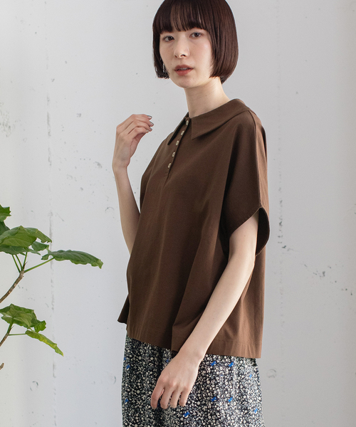 POU DOU DOU(プードゥドゥ)の「並びボタン衿付きトップス(Tシャツ/カットソー・レディース・レッド/オフホワイト/ネイビー/ブラウン・M)」の13枚目の写真