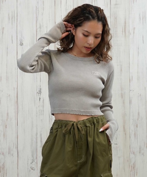 DC（ディーシー）の「DC/ディーシー TELECO SHORT LS ロンT LLT254311（Tシャツ/カットソー・レディース・ブラック/スミクロ/ホワイト/ベージュ/グレー・M/L）」の5枚目の写真