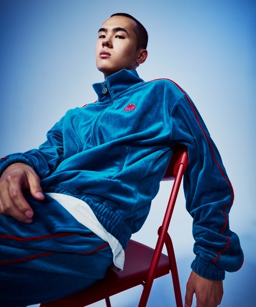 Kappa(カッパ)の「ベロアトラックジャケット(その他アウター・メンズ・ブルー/ブラック・X-LARGE/LARGE/MEDIUM)」の6枚目の写真