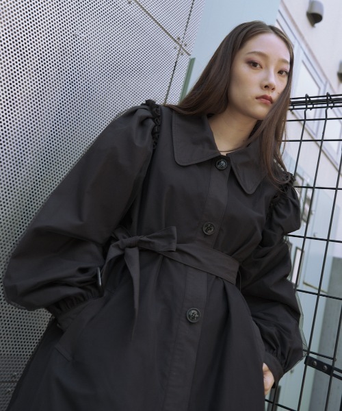 HONEY MI HONEY（ハニーミーハニー）の「tulle layered trench coat（トレンチコート・レディース・アイボリー/ブラック・FREE）」の11枚目の写真