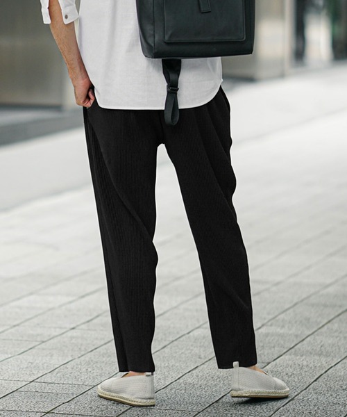 SOMEDIFF(サムディフ)の「【SOMEDIFF】プリーツロングパンツ イージーパンツ メンズ テーパード ブラック グレー サムディフ 春服(その他パンツ・メンズ・ブラック/グレー/カーキ・M/L/XL)」の6枚目の写真