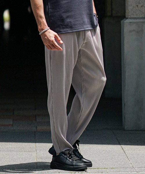 SOMEDIFF(サムディフ)の「【SOMEDIFF】プリーツロングパンツ イージーパンツ メンズ テーパード ブラック グレー サムディフ 春服(その他パンツ・メンズ・ブラック/グレー/カーキ・M/L/XL)」の10枚目の写真