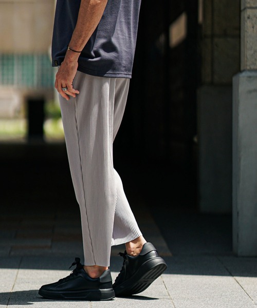 SOMEDIFF(サムディフ)の「【SOMEDIFF】プリーツロングパンツ イージーパンツ メンズ テーパード ブラック グレー サムディフ 春服(その他パンツ・メンズ・ブラック/グレー/カーキ・M/L/XL)」の11枚目の写真