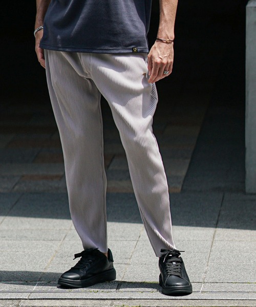 SOMEDIFF(サムディフ)の「【SOMEDIFF】プリーツロングパンツ イージーパンツ メンズ テーパード ブラック グレー サムディフ 春服(その他パンツ・メンズ・ブラック/グレー/カーキ・M/L/XL)」の13枚目の写真
